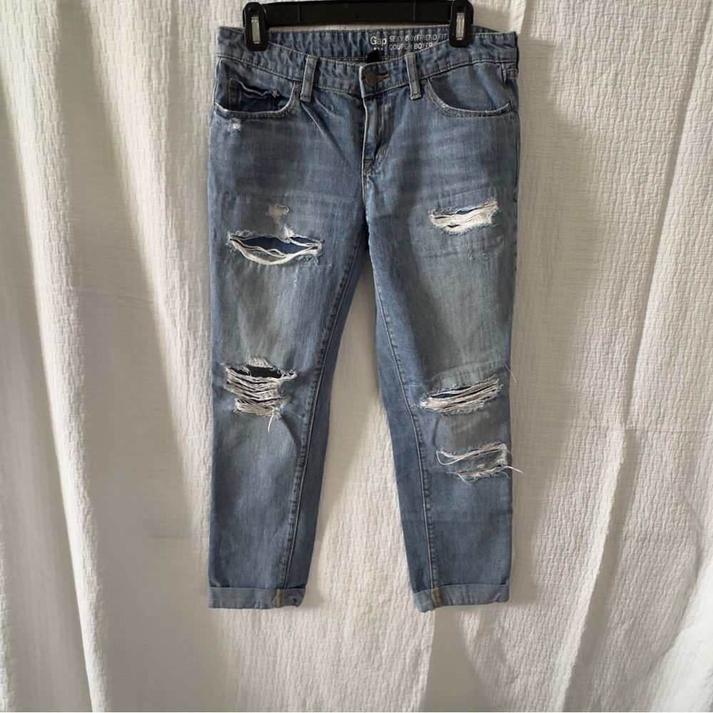Gap sexy boyfriend fit jeans 100% cotton